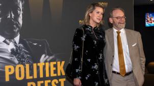 <p>Els van Doesburg und Peter De Roover bei der Premiere der Dokumentation „BDW Politiek Beest“</p>