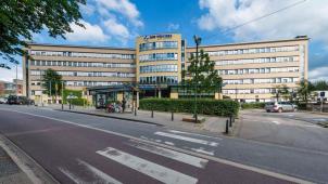 <p>Ein Blick von außen auf das CHR Verviers: Die Grippe führt in vielen Krankenhäusern der Region zu Versorgungsengpässen.</p>