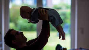 <p>Immer weniger Brüsseler entscheiden sich für Kinder.</p>