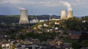 <p>Ein Blick auf das Kernkraftwerk Tihange bei Huy in Provinz Lüttich</p>