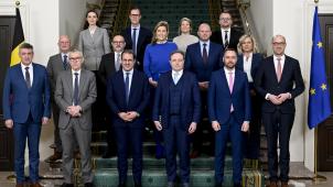 <p>Diskussionen gab es bereits zum die Zusammenstellung der neuen Arizona-Regierung (Gruppenbild). Doch auch die Spitzen der Kabinette sind meistens mit Männern besetzt.</p>