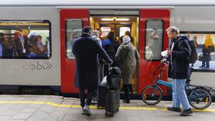 <p>Entschädigung statt Frust: „Sorry Pass“ soll Zugkunden besänftigen.</p>