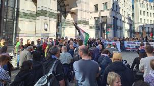 <p>„Free Palestine“: Hunderte protestieren in Brüssel gegen den Krieg in Gaza.</p>