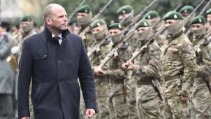 <p>Theo Francken: „Ein erster Schritt zur Stärkung unserer Verteidigung“</p>