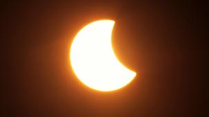 <p>Eine partielle Sonnenfinsternis</p>
