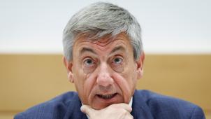 <p>Jambon betont, dass die steigende Lebenserwartung eine große Herausforderung für das Rentensystem darstelle. „Wir leben heute im Durchschnitt zehn Jahre länger als vor einem Jahrhundert. Das ist eine gute Nachricht, aber es bedeutet auch, dass die Rentenausgaben stetig steigen“, erklärt er.</p>