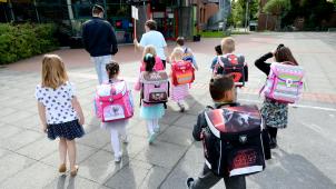 <p>In der Französischen Gemeinschaft Belgiens erhalten Schülerinnen und Schüler bis einschließlich der dritten Grundschulklasse kostenlos Bleistifte, Textmarker, Hefte und weiteres Schulmaterial.</p>