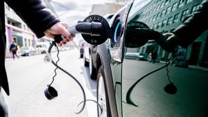 <p>Die Föderalregierung lockert Regeln für Plug-in-Hybride.</p>