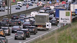 <p>Auf den flämischen Autobahnen war am Freitag viel los.</p>