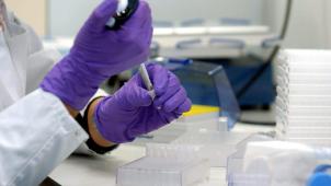<p>mPharmaunternehmen Johnson &amp; Johnson, Boehringer Ingelheim und Haleon müssen hohe Strafen zahlen.</p>