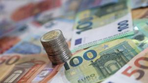 <p>Belgien verfehlt die Maastricht-Vorgabe von maximal 3 % Haushaltsdefizit deutlich.</p>