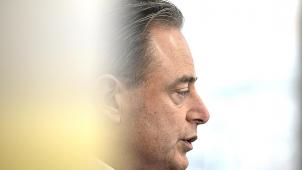 <p>Premierminister Bart De Wever bleibt in Flandern mit der N-VA klar stärkste Kraft.</p>