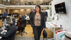 <p>Medienministerin Galant bei einem Besuch der Nachrichtenagentur Belga Ende März</p>