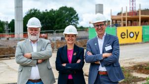 <p>Charlotte Bazelaire, amtierende Bürgermeisterin von Namur, Renaud Degueldre (r), Generaldirektor des BEP, und Geoffroy Dumonceau (l), Geschäftsbereichsleiter bei BVI.EU.</p>