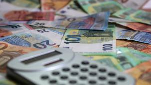 <p>Die Finanzen der Gemeinden in der Wallonischen Region geraten durch geplante Reformen stark unter Druck – laut Belfius droht eine neue Milliardenlücke.</p>
