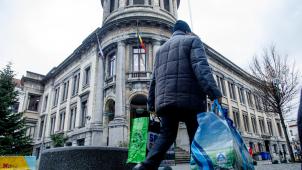 <p>In Orten wie Molenbeek oder Saint-Gilles verliert jeder 25. den Anspruch auf Leistungen.</p>
