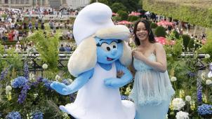<p>Rihanna und Schlumpfine in Brüssel.</p>