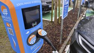 <p>SNCB setzt auf Elektromobilität: 5.000 Ladepunkte an Bahnhöfen bis 2032.</p>