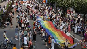 <p>Farbenmeer in Antwerpen: Pride Parade begeistert über 100.000 Menschen.</p>