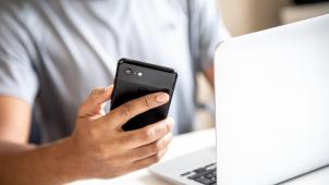 <p>Die belgische Finanzaufsicht FSMA warnt vor einer Betrugsmasche, bei der Kriminelle Opfern von Anlagebetrug eine Rückholung ihres Geldes versprechen.</p>