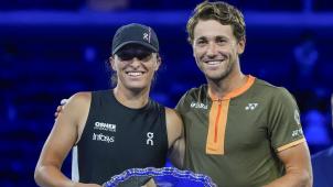 <p>Sara Errani und Andrea Vavassori feiern den Sieg im umstrittenen Mixed-Doppel bei den US Open.</p>
