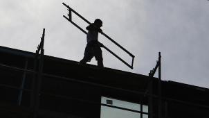 <p>Der Bausektor kämpft mit Personalmangel.</p>