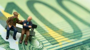 <p>Wer vorzeitig in Rente gehen will und während seiner Laufbahn lange krank war, soll künftig erhebliche Abschläge auf die Pension in Kauf nehmen müssen.</p>