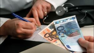 <p>Die Anhebung des Patientenanteils für Sprechstunden scheint unumgänglich.</p>