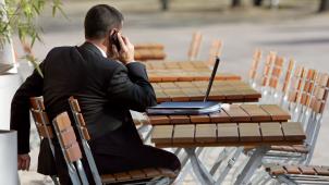 <p>Viele Selbstständige in Belgien arbeiten über 50 Stunden pro Woche und haben Schwierigkeiten, im Urlaub abzuschalten.</p>