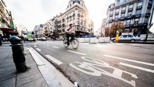 <p>Verkehrssicherheitsagentur warnt vor gefährlichen Situationen für Radfahrer.</p>
