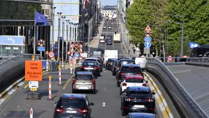 <p>Studie legt offen:Belgisches Pendeln bleibt klimaschädlich.</p>