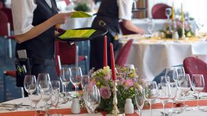 <p>Besonders betroffen: Im Horeca-Sektor hat mehr als jeder sechste Beschäftigte seinen Job aufgegeben</p>