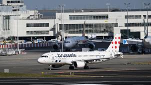 <p>Bombenalarm bei Flug nach Berlin erweist sich als Fehlalarm.</p>
