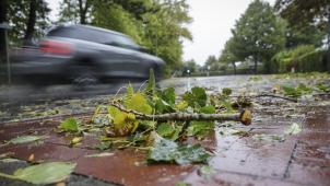 <p>Touring warnt vor gefährlichen Straßenverhältnissen im Herbst.</p>