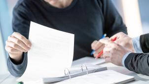 <p>Von Steuerlast erdrückt: Belgischer Buchhalterverband warnt vor Systemkrise.</p>