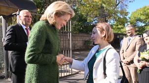 <p>Königin Mathilde ist zu einem zweitägigen Arbeitsbesuch in Armenien eingetroffen.</p>