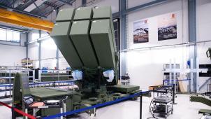 <p>Der mobile Wachtposten: Ein „Nasams“-Raketenwerfer in der Fabrik in Norwegen</p>