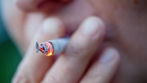 <p>Tabakfrei bis 2040? Wissenschaftler stellen Belgiens Ziel in Frage.</p>
