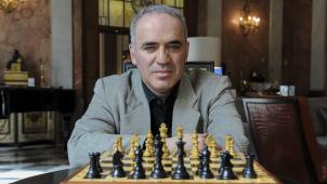 <p>Garry Kasparov kehrt in Antwerpenans Brett zurück.</p>