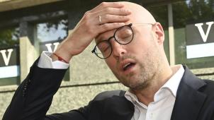 <p>Erschöpft: Regierungsbildner David Leisterh (MR) warf das Handtuch.</p>