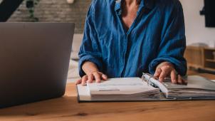 <p>Ab 2026 soll Izimi Pro Unternehmen einen sicheren digitalen Raum zur Verwaltung wichtiger Dokumente bieten.</p>