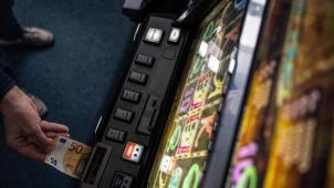 <p>Die Zahl der Menschen mit Glücksspielverbot in Belgien steigt deutlich an.</p>