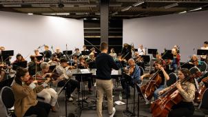 <p>Die letzten Proben und Vorbereitungen laufen auf Hochtouren: Am Samstag feiert das Musical „Miniera“ in der Eventlocation Premiere.</p>