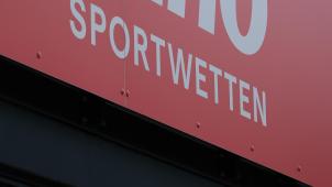 <p>Nach anfänglichen Gewinnen bei Sportwetten hatte der Student eine Sucht entwickelt.</p>