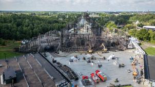 <p>Vier Monate nach dem Großbrand, der im Sommer das Hauptpodium von Tomorrowland zerstörte, bleibt die Ursache weiterhin unklar.</p>