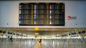 <p>Einige Passagiere auf dem Landesflughafen von Zaventem während des Streiks im Oktober 2025.</p>