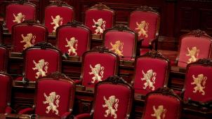 <p>Die Abschaffung des Senats an sich bringt keine echte Einsparung.</p>
