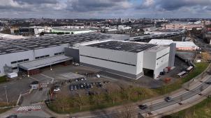 <p>Ein Blick von oben auf das Brüsseler Audi-Werk, das seit einigen Monaten geschlossen ist.</p>