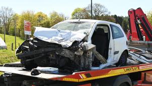 <p>Einer der beiden Insassen des Pkw verstarb noch am Unfallort.</p>