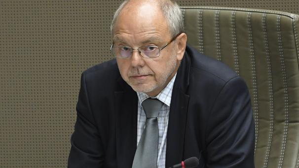<p>Christian Van Eyken war von 1995 bis 2019 der einzige französischsprachige Abgeordnete des flämischen Parlaments.</p>